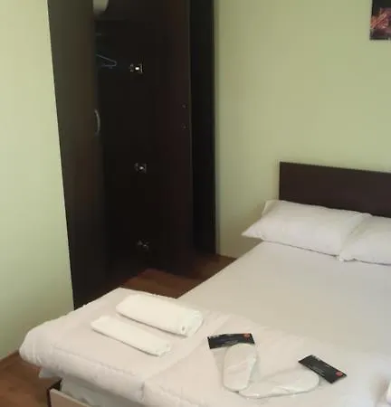 Tyulev Apartamento *